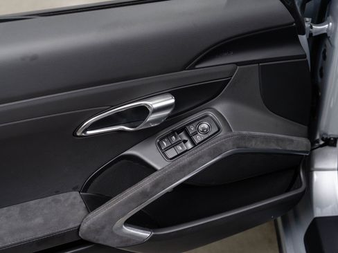 Used 2015 Porsche 911 Carrera GTS RWD image 44
