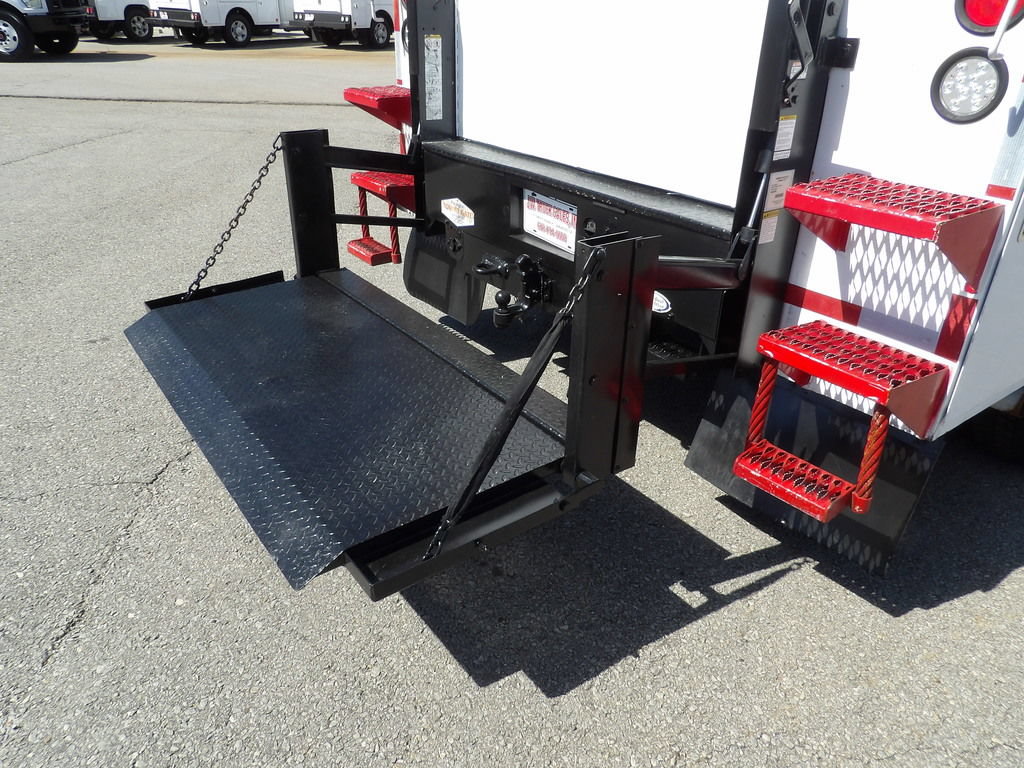Used 2013 Ford F550 2WD SuperCab Super Duty image 56