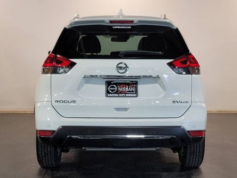 Used 2019 Nissan Rogue SV image 24