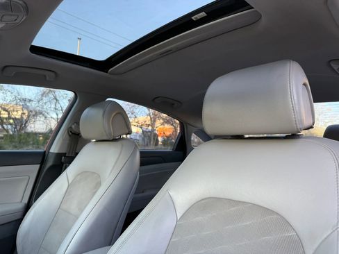 Used 2017 Hyundai Sonata Sport w/ Value Edition Package 02 FWD image 9