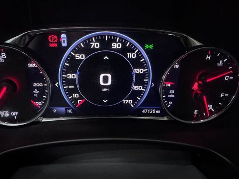 Certified 2023 GMC Terrain Denali w/ Black Diamond Edition AWD/4WD image 18