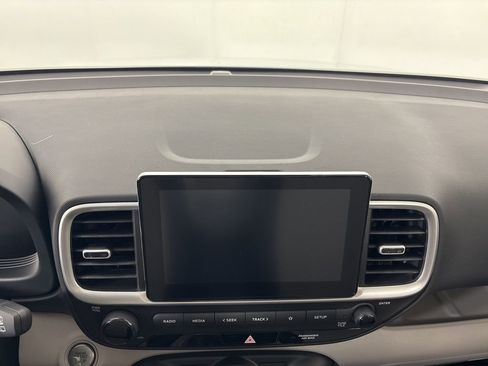 New 2026 Hyundai Venue SEL image 22