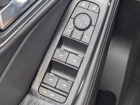New 2026 Nissan Rogue Platinum AWD/4WD image 10