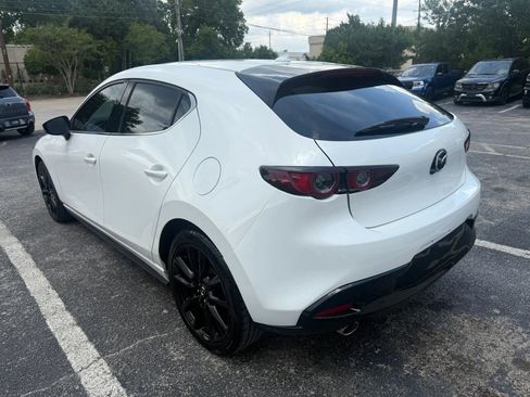 Used 2022 MAZDA MAZDA3 s image 3