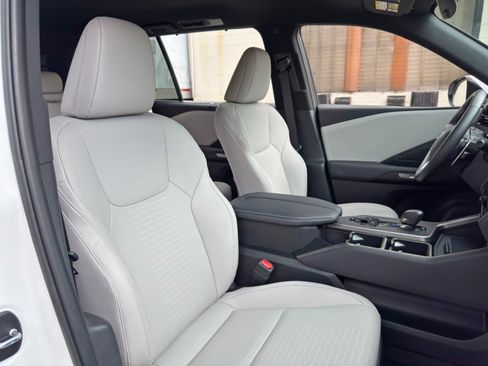 Used 2024 Lexus TX 350 FWD w/ Cold Weather Package image 37