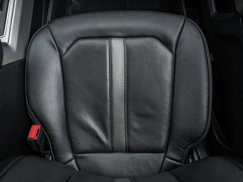 Used 2021 Ford F250 Platinum w/ Tremor Off-Road Package image 36