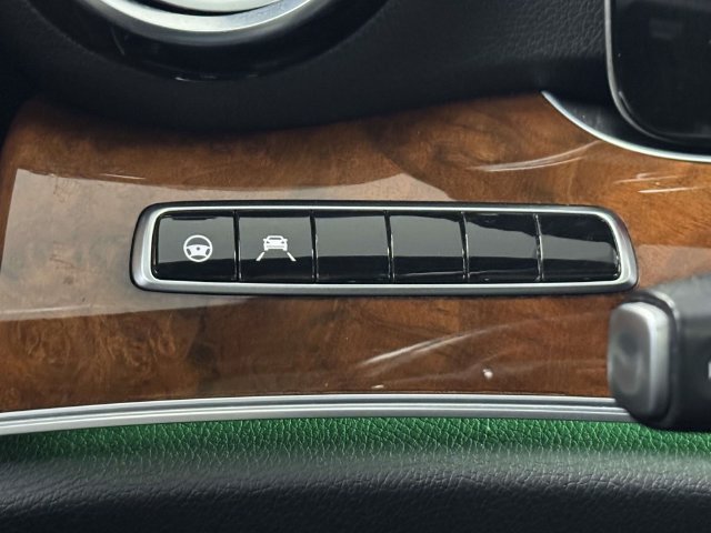 Used 2019 Mercedes-Benz E 450 4MATIC Wagon w/ Driver Assistance Package image 48