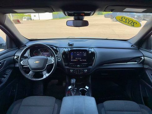 Used 2022 Chevrolet Traverse LT AWD/4WD image 15