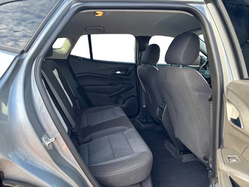 Used 2024 Chevrolet Trax LS w/ LS Convenience Package FWD image 23
