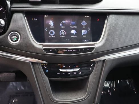 Used 2019 Cadillac XT5 Premium Luxury image 34