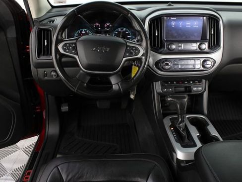Used 2021 Chevrolet Colorado LT w/ Safety Package RWD image 10