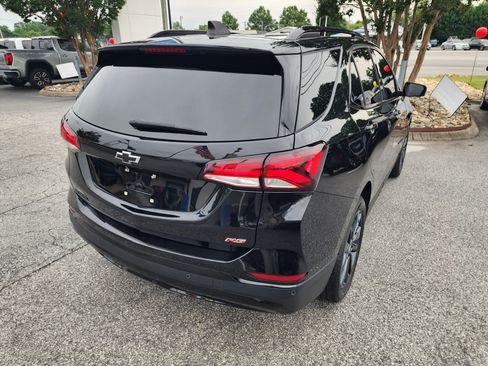 Used 2024 Chevrolet Equinox RS FWD image 4