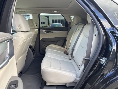 Certified 2024 Cadillac XT5 Premium Luxury image 11