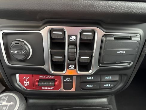 New 2026 Jeep Wrangler Unlimited Sport AWD/4WD image 21