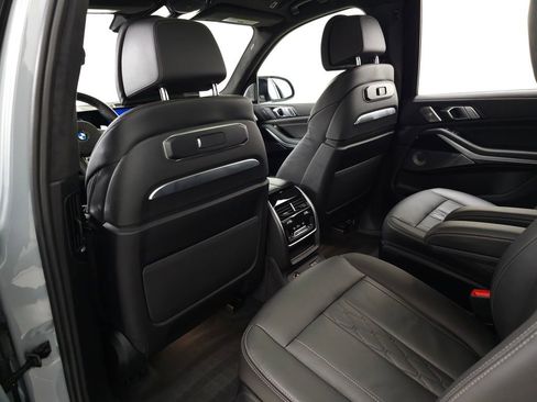 Used 2024 BMW X7 M60i w/ Executive Package AWD/4WD image 43
