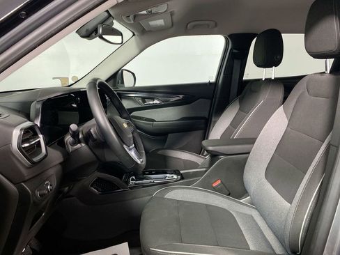 Certified 2024 Chevrolet TrailBlazer LT w/ Convenience Package image 11
