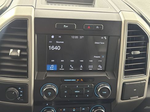 Used 2018 Ford F150 Lariat image 18