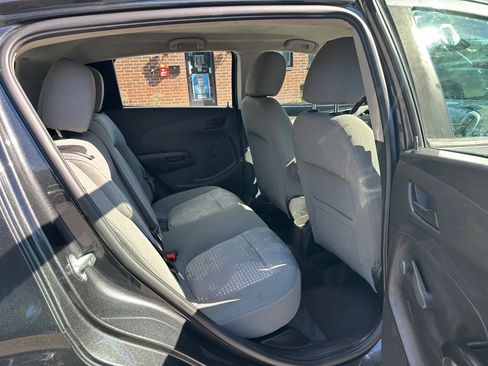 Used 2020 Chevrolet Sonic LT FWD image 15