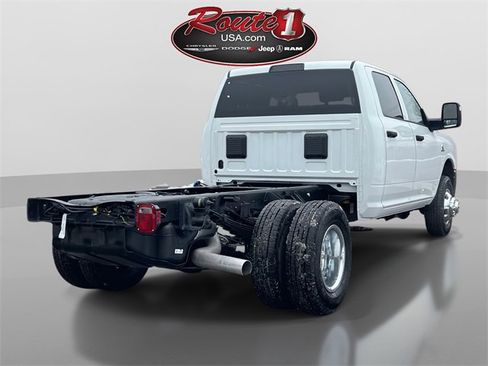 New 2026 RAM 3500 Tradesman image 8