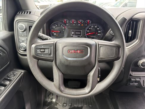 Used 2021 GMC Sierra 2500 4x4 Crew Cab w/ Convenience Package image 18