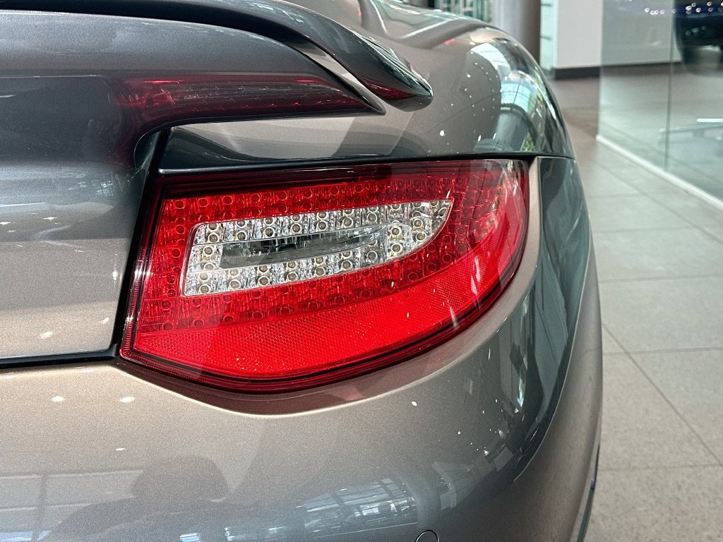 Used 2012 Porsche 911 Turbo S AWD/4WD image 29