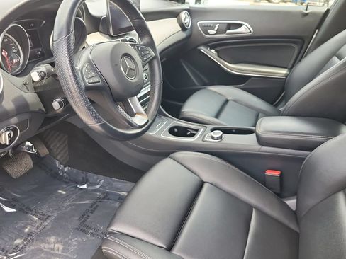 Used 2019 Mercedes-Benz CLA 250 4MATIC image 12