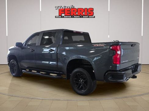 Used 2020 Chevrolet Silverado 1500 Custom Trail Boss w/ Custom Convenience Package AWD/4WD image 3