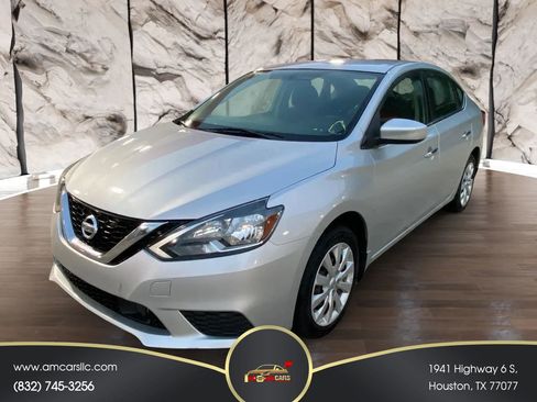 Used 2019 Nissan Sentra S FWD image 1