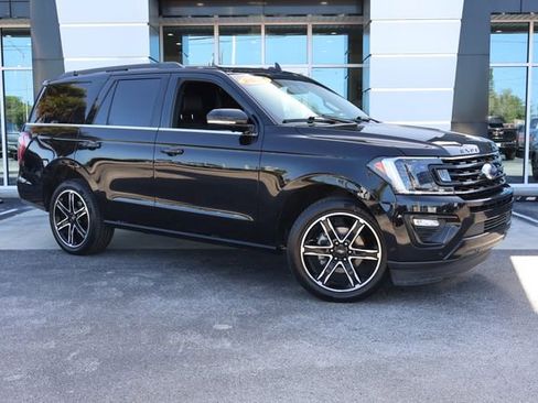 Used 2021 Ford Expedition Limited RWD image 3