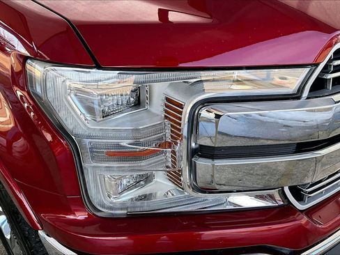 Used 2018 Ford F150 Lariat w/ Equipment Group 502A Luxury image 28