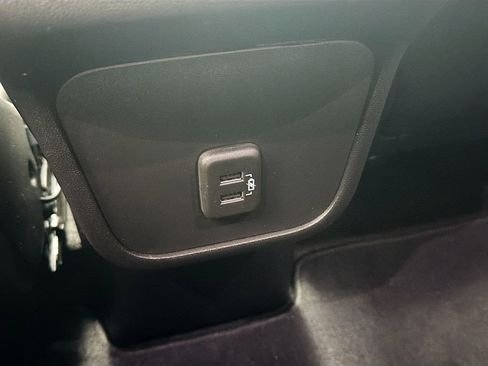 Used 2024 Chevrolet Equinox LS w/ LS Convenience Package FWD image 22