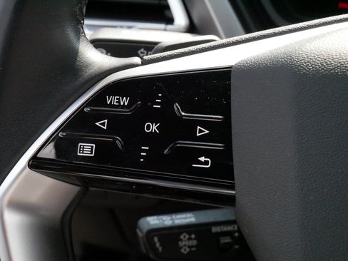 Used 2024 Audi Q4 e-tron Premium Plus w/ Premium Plus AWD/4WD image 25