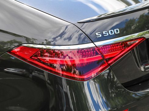 Certified 2023 Mercedes-Benz S 500 4MATIC image 8