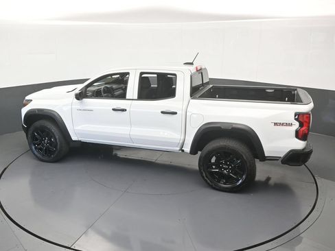 Used 2025 Chevrolet Colorado Trail Boss AWD/4WD image 42