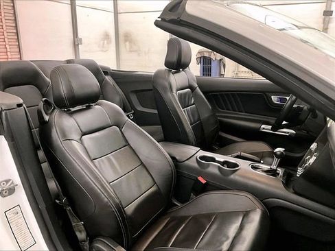 Used 2021 Ford Mustang Premium RWD image 7
