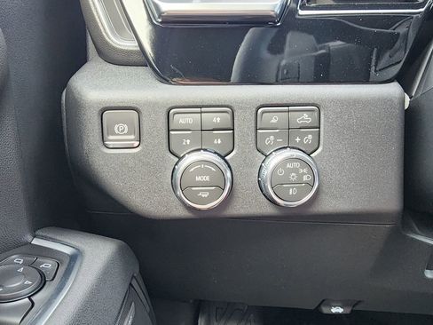 New 2026 GMC Sierra 1500 Elevation w/ Elevation Premium Package AWD/4WD image 20
