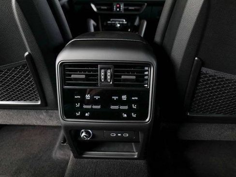 New 2026 Porsche Cayenne image 24