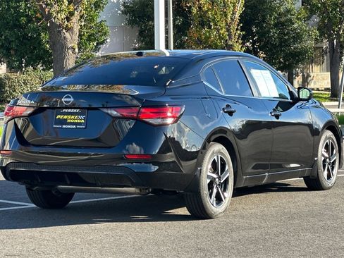 Used 2025 Nissan Sentra SV w/ All-Weather Package image 4