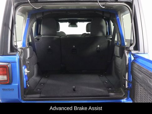 Used 2024 Jeep Wrangler Sport S image 18