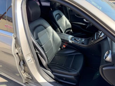 Used 2020 Mercedes-Benz C 300 4MATIC Sedan image 39