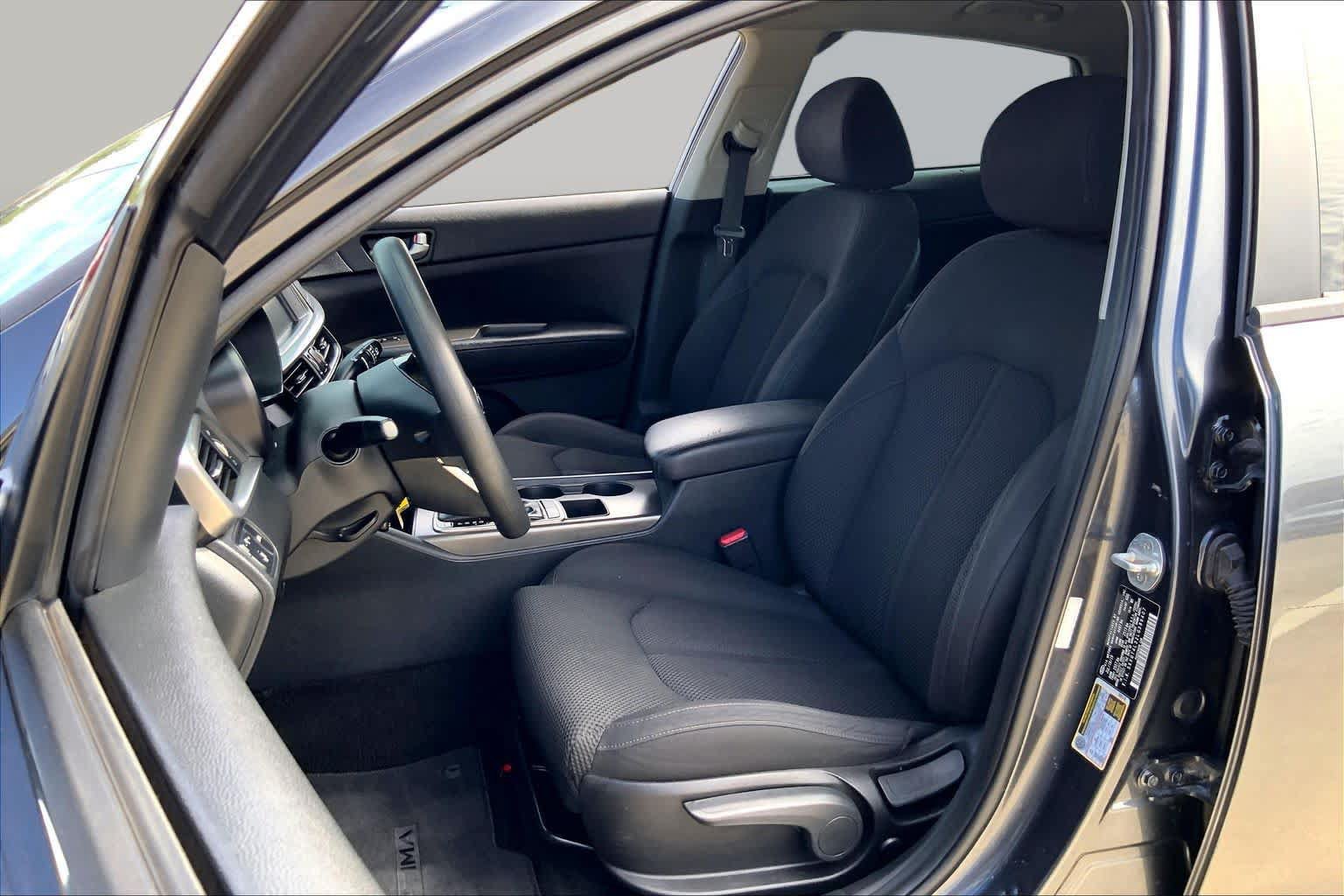 Used 2020 Kia Optima LX FWD image 8