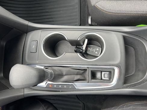 Used 2024 Chevrolet Equinox LT image 15