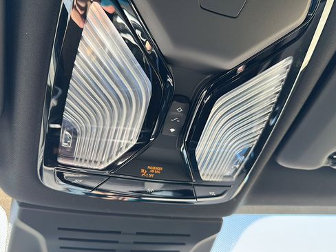 New 2026 BMW X5 xDrive40i w/ M Sport Package image 28