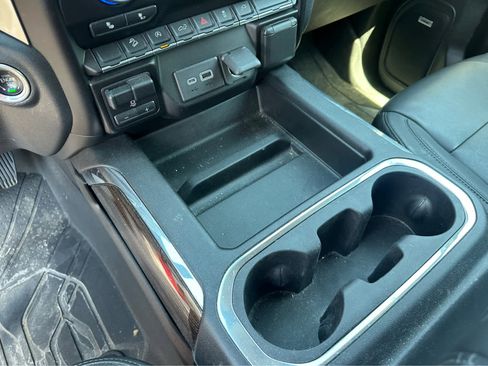 Used 2019 Chevrolet Silverado 1500 RST w/ All-Star Edition AWD/4WD image 14
