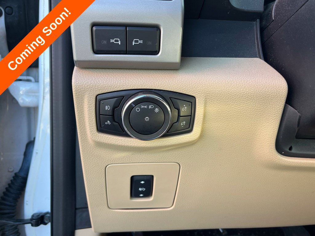 Used 2017 Ford F150 Lariat w/ Equipment Group 502A Luxury AWD/4WD image 20
