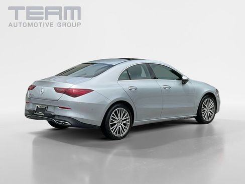 Used 2025 Mercedes-Benz CLA 250 image 7