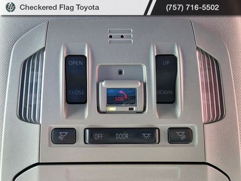 Used 2023 Toyota Highlander Limited image 10