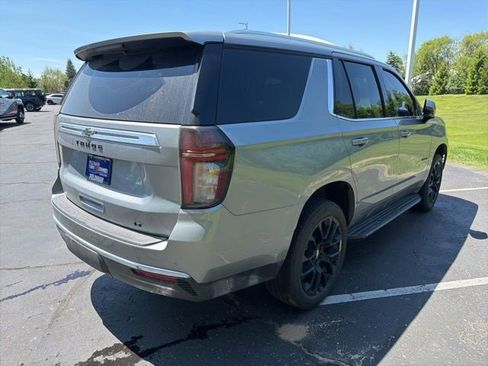 Used 2023 Chevrolet Tahoe LT w/ Luxury Package AWD/4WD image 3