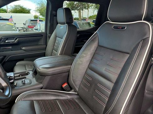 Used 2025 GMC Sierra 1500 AT4X AWD/4WD image 23