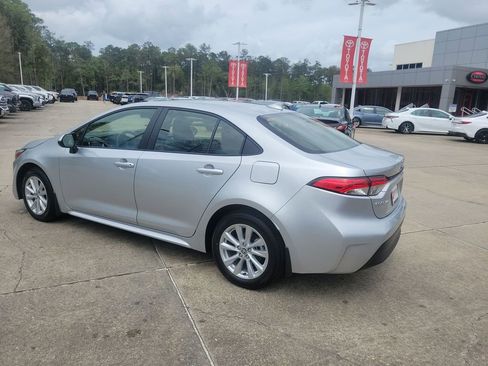 Certified 2026 Toyota Corolla LE w/ LE Premium Package image 3